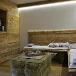 Lejlighedshotel Teo E Marianna 4*