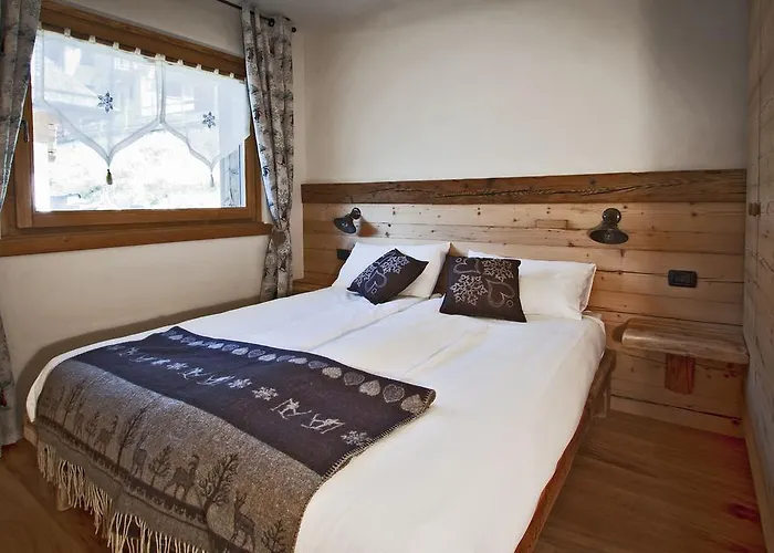 Teo E Marianna Aparthotel